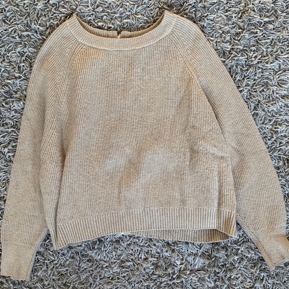 Zara Sweaters - Cropped Zara Knit